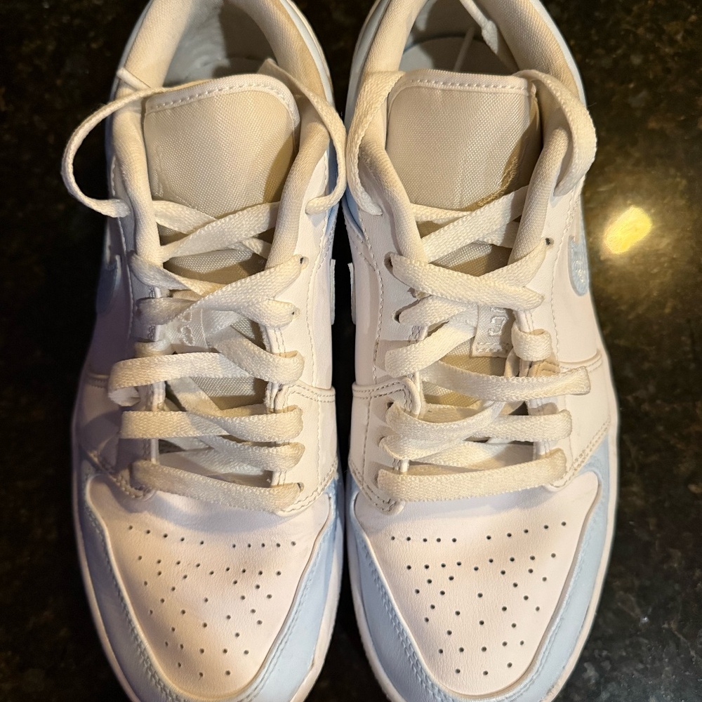 NIKE AIR JORDAN